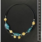 Колье на струнке из цитрина и зеленого муранского стекла