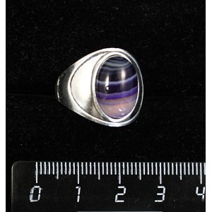 Кольцо из агата фиолетового (тонировка), литое широкое, цвет родиум, сеттинг овал 14х10мм р-р 17.5