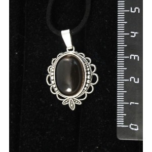 Кулон из раухтопаза, овал, 18х13мм, "трилистник"