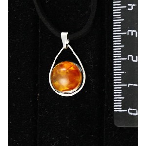 Кулон из янтаря светлого, кабошон-мозаика, круг 12мм, "капелька"