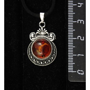 Кулон из янтаря темного, кабошон-мозаика, круг 12мм, оправа "корона"