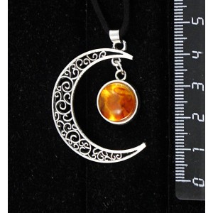 Кулон из янтаря светлого, кабошон-мозаика, "луна", круг 12мм
