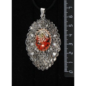 Кулон из c кабошоном из пластика "два цветка", цвет красный, овал 25х18мм, филигрань