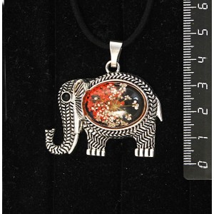 Кулон c кабошоном из пластика "два цветка", цвет красный, овал 25х18мм, "слон"