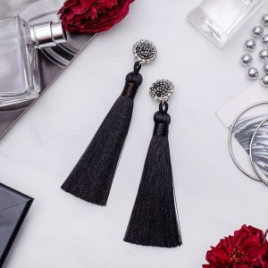 Клипсы "Кисти", цвет чёрный, L кисти 7 см Клипсы "Кисти", цвет чёрный, L кисти 7 см