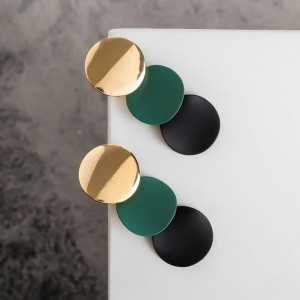 Серьги металл "Азелия" выгнутые круги, цвет чёрно-зелёный, цвет золотистый