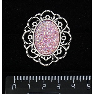 Брошь с кабошоном из пластика "щетка кристаллов", цвет сиреневый, овал 25х18мм, "ромашка"