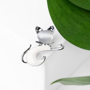 Брошь "Кошечка", цвет бело-серый, цвет серебристый