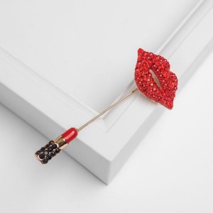 Булавка "Губы с помадой", 8 см, цвет красно-черный, цвет золотистый