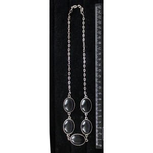 Колье из кошачьего глаза (синт.), цвет чёрный, "5 овалов", камень 25х18мм