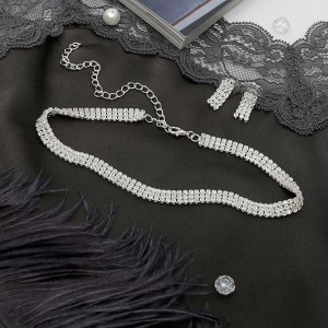 Комплект: серьги, Ожерелье на струнке "Сияние", цвет белый в (стразы, бижутерный сплав) Комплект: серьги, Ожерелье на струнке "Сияние", цвет белый в (стразы, бижутерный сплав)