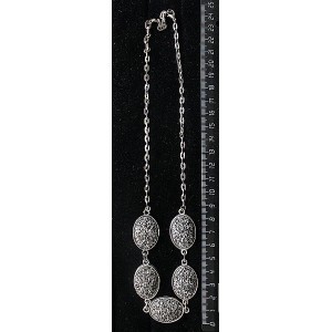 Колье с кабошоном из пластик "щетка кристаллов", цвет серебристый,  "5 овалов", 25х18мм