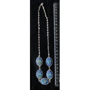 Колье с кабошоном из пластик "щетка кристаллов", цвет тёмно-синий, "5 овалов", 25х18мм