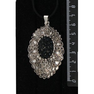 Кулон с кабошоном из пластика "щетка кристаллов", цвет черный, овал 25х18мм, филигрань