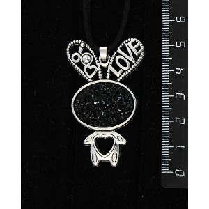 Кулон с кабошоном из пластика "щетка кристаллов", цвет черный, "зайчик", овал 25х18мм