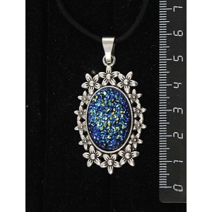 Кулон с кабошоном из пластика "щетка кристаллов", цвет темно-синий, овал 25х18мм, оправа "клумба"