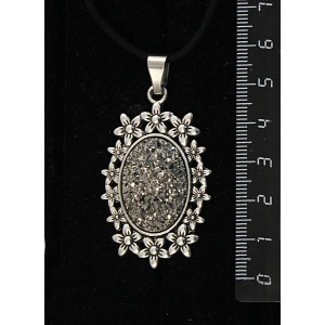 Кулон с кабошоном из пластика "щетка кристаллов", цвет серебриcтый, овал 25х18мм, оправа "клумба"