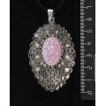 Кулон с кабошоном из пластика "щетка кристаллов", цвет сиреневый, овал 25х18мм, филигрань