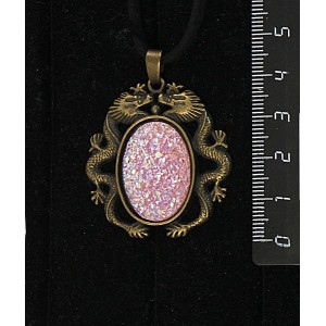 Кулон с кабошоном из пластика "щетка кристаллов", цвет сиреневый, овал 25х18мм, оправа цвет бронза "2 дракона"