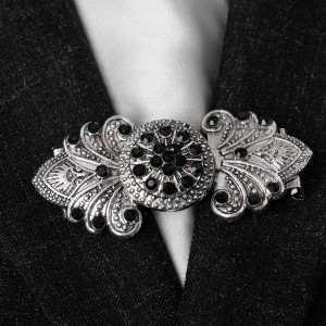 Зажим для кардигана "Завитки", цвет чёрный, цвет серебристый