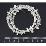 Браслет из лунного камня на струнке с хрусталем и бисером