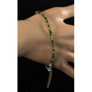 Браслет из турмалина зеленого шарик 3мм огранка, на застежке