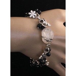 Браслет из кварца-волосатика (крупная огранка) и агата черного (шарик), на цепочке