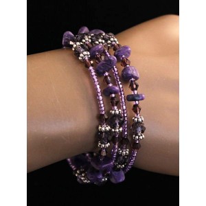 Браслет из чароита на струнке 4 оборота с хрусталем и бисером