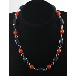 Бусы из сердолика (шарик 12) и агата черного (бочонок 18х13мм), на колечках, 46см + цепочка