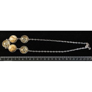 Колье с кабошоном из пластика, рисунок "леопард" и яшмы песочной , на цепочке, 5 камней, круг 18мм