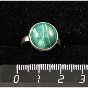 Кольцо c малахитом, круг 12мм, безразмерное