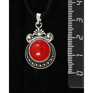 Кулон из агата красного, (тонировка под коралл), круг 12мм, "корона"