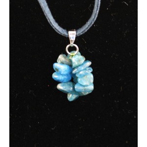 Кулон из апатита, галтовка, 3 нити