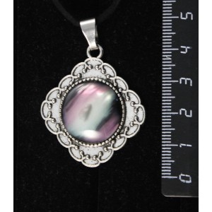 Кулон из гелиотиса (иск.), основа квадрат 30мм, сеттинг круг 20мм