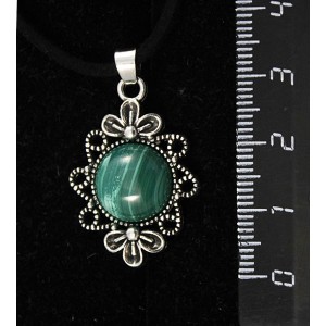 Кулон из малахита, "2 цветка", круг 12мм
