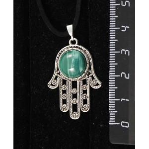 Кулон из малахита, круг 12мм, "хамса"