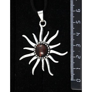 Кулон из бычьего глаза, "солнышко", круг 12мм