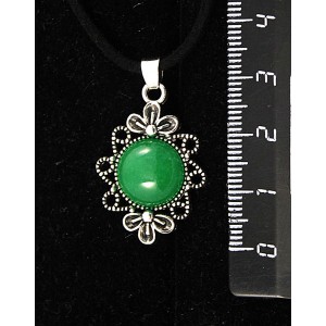 Кулон из кварца тонированного, цвет хризопраз, "2 цветка", круг 12мм