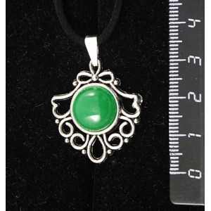 Кулон из кварца тонированного, цвет хризопраз, круг 12мм, "балерина"