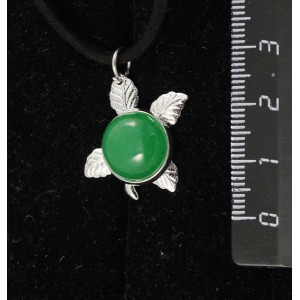 Кулон из кварца тонированного, цвет хризопраз, круг 12мм, "ягодка"