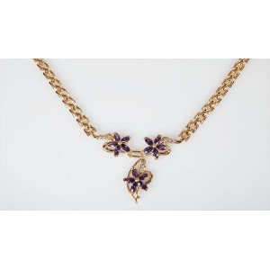 Колье из аметиста (синт.) "3 цветка"