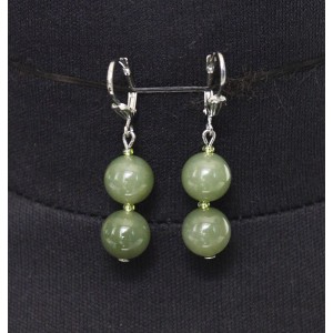 Cерьги из нефрита, два шарика 10мм