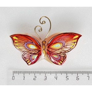 Брошь из селенита "бабочка"