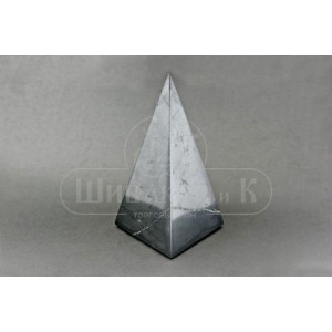 Пирамида шунгит полированная Конус 35*60*35 мм