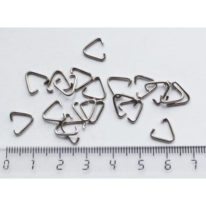 Держатель зажимной треугольный 8 мм