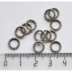 Колечки закрытые, цвет ант. серебро, витые, 7-8мм