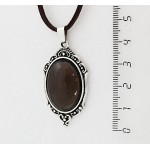 Кулон из раухтопаза, овал 25х18мм, оправа "медальон"
