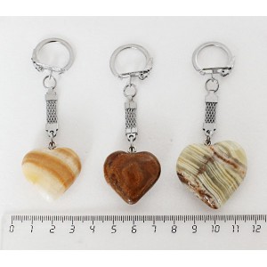 Брелок с ониксом "сердечко"