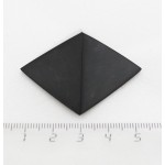 Пирамида шунгит полированная 28-33 мм