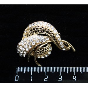 Брошь со стразами "океанские волны"